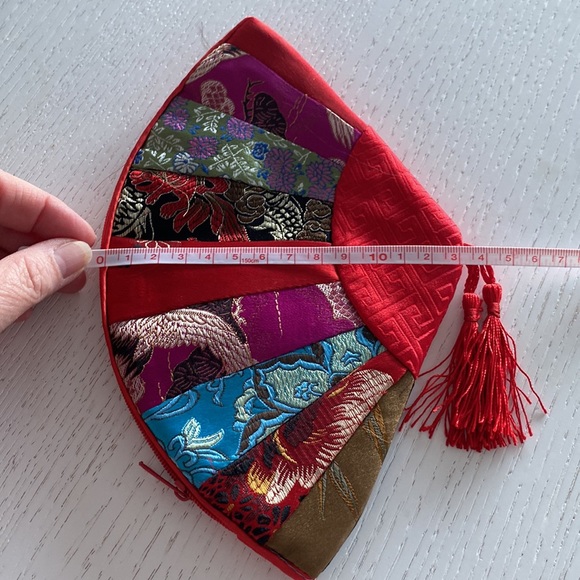 💛 New - Small Patchwork Fan Clutch/Purse/Cosmetic Bag 💛 - Picture 5 of 5
